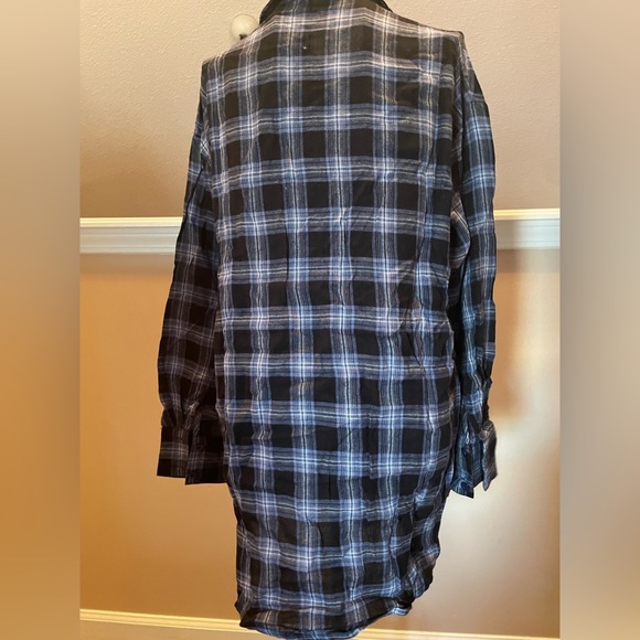 Blue Oversized Flannel NWOT - Picture 2 of 2
